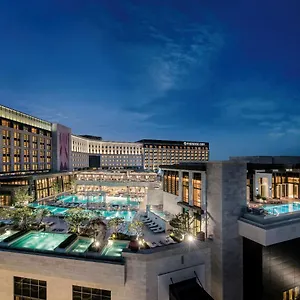 ***** Hotel Paradise Korea Południowa